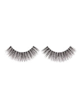Salon Perfect Lash DNA 682 false eyelashes, featuring a full, fluttery design for monolid and deep-set eyes. Enhances eye shape naturally.